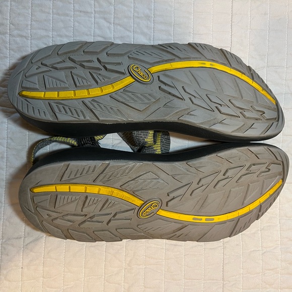Men’s Chaco’s Z-Cloud size 10 - Picture 2 of 5